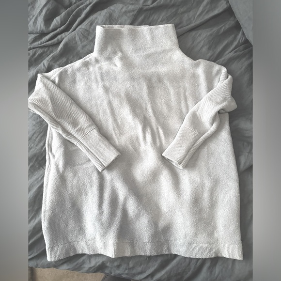 Free People Ottoman Tubic - Picture 1 of 2